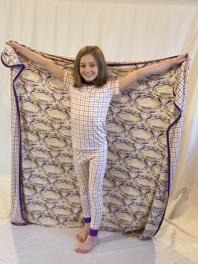 Bamboo Vikings print blanket